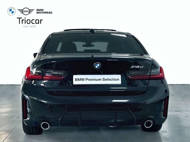BMW Serie 3 318d color Negro. Año 2024. 110KW(150CV). Diésel. En concesionario Triocar Gijón (Bmw y Mini) de Asturias