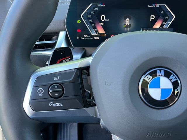 BMW X2 sDrive18d color Blanco. Año 2024. 110KW(150CV). Diésel. En concesionario Celtamotor Vigo de Pontevedra