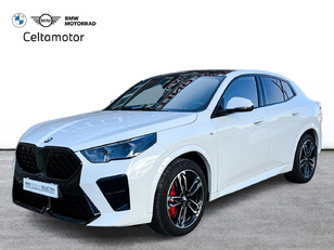 Fotos de BMW X2 sDrive18d color Blanco. Año 2024. 110KW(150CV). Diésel. En concesionario Celtamotor Vigo de Pontevedra