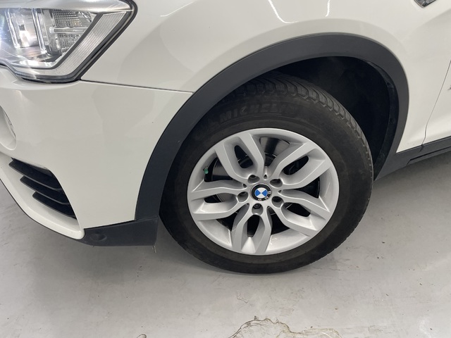 BMW X4 xDrive20d color Blanco. Año 2016. 140KW(190CV). Diésel. En concesionario Cabrero Motorsport de Huesca