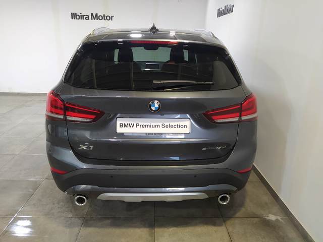 BMW X1 sDrive18d color Gris. Año 2021. 110KW(150CV). Diésel. En concesionario Ilbira Motor | Granada de Granada