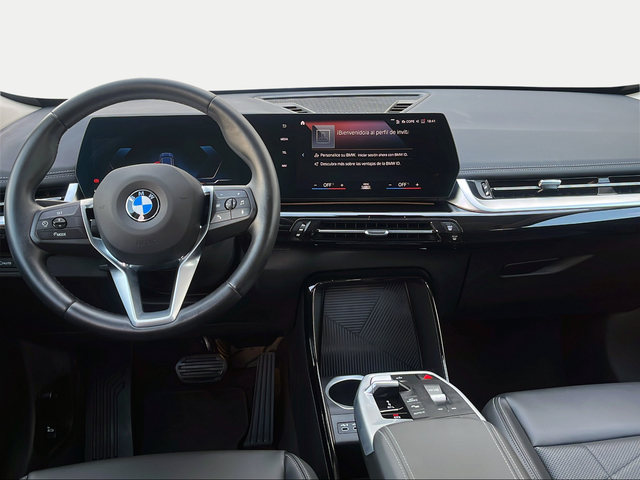 BMW X1 sDrive18d color Azul. Año 2023. 110KW(150CV). Diésel. En concesionario Ilbira Motor | Granada de Granada