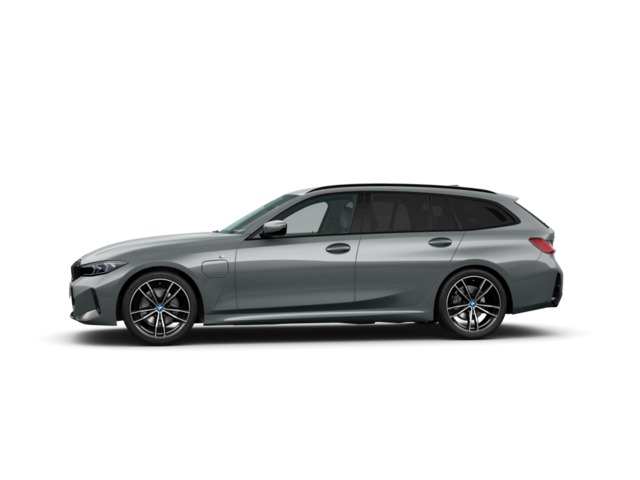 BMW Serie 3 330e Touring color Gris. Año 2024. 215KW(292CV). Híbrido Electro/Gasolina. En concesionario Oliva Motor Tarragona de Tarragona