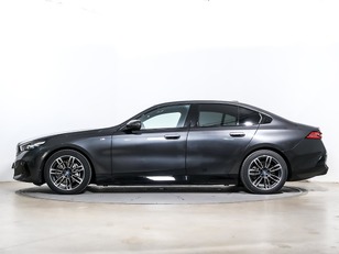 Fotos de BMW i5 eDrive40 color Gris. Año 2025. 250KW(340CV). Eléctrico. En concesionario Oliva Motor Tarragona de Tarragona