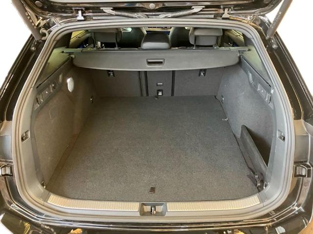 Volkswagen Passat Variant R-Line eHybrid PHEV 200 kW (272 CV) DSG