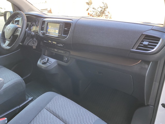 Toyota Proace Verso 2.0D Family MEDIO L1 Auto 130 kW (177 CV)