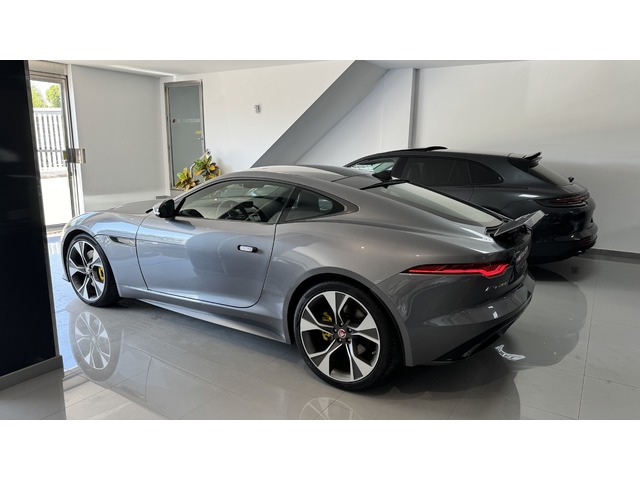 Jaguar F-TYPE Coupe 2.0 i4 Standard RWD Auto 221 kW (300 CV)