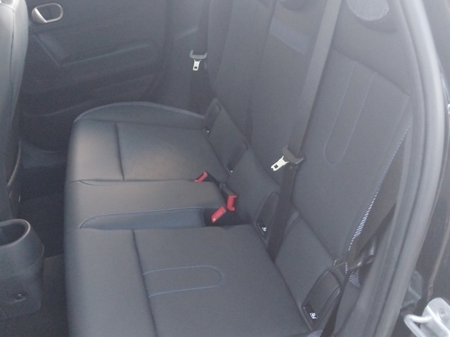 fotoG 8 del MINI MINI 5 Puertas Cooper C 115 kW (156 CV) 156cv Gasolina del 2024 en Alicante