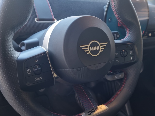 fotoG 15 del MINI MINI Aceman SE 160 kW (218 CV) 218cv Eléctrico del 2024 en Alicante