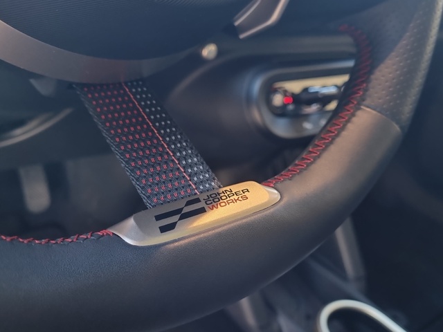 fotoG 16 del MINI MINI Aceman SE 160 kW (218 CV) 218cv Eléctrico del 2024 en Alicante