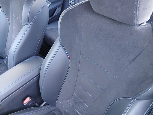 BMW Serie 1 120d color Gris. Año 2024. 120KW(163CV). Diésel. En concesionario ALZIRA Automoviles Fersan, S.A. de Valencia