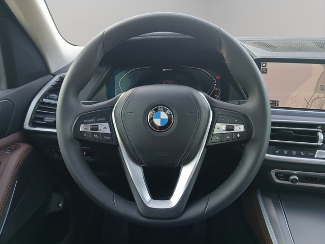 BMW X5 xDrive45e color Blanco. Año 2021. 290KW(394CV). Híbrido Electro/Gasolina. En concesionario GANDIA Automoviles Fersan, S.A. de Valencia