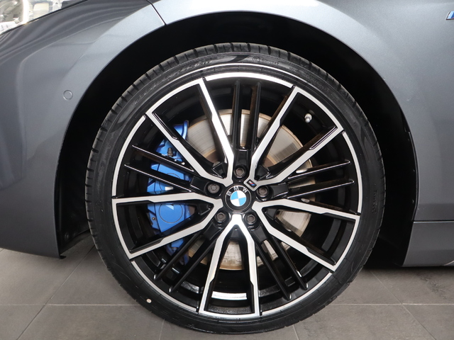 BMW Serie 1 120d color Gris. Año 2021. 140KW(190CV). Diésel. En concesionario Pruna Motor, S.L de Barcelona