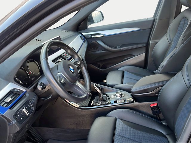 BMW X2 sDrive18d color Negro. Año 2021. 110KW(150CV). Diésel. En concesionario Ilbira Motor | Granada de Granada