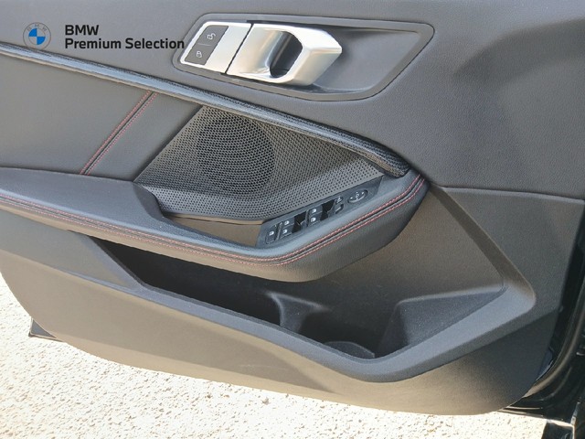 BMW Serie 1 128ti color Negro. Año 2021. 195KW(265CV). Gasolina. En concesionario Adler Motor S.L. TOLEDO de Toledo