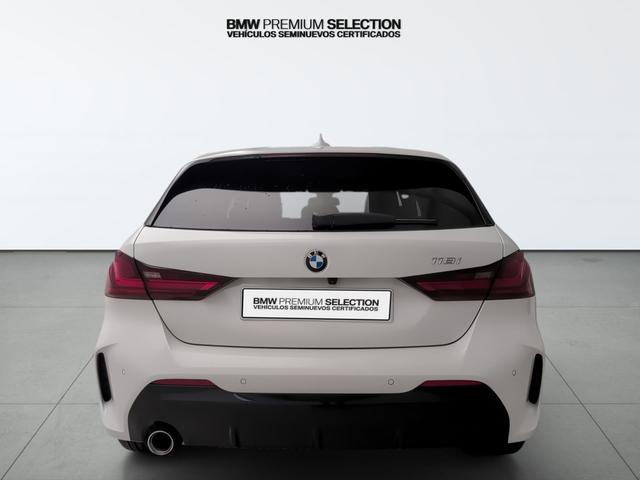 BMW Serie 1 118i color Blanco. Año 2024. 103KW(140CV). Gasolina. En concesionario Automotor Premium Viso - Málaga de Málaga