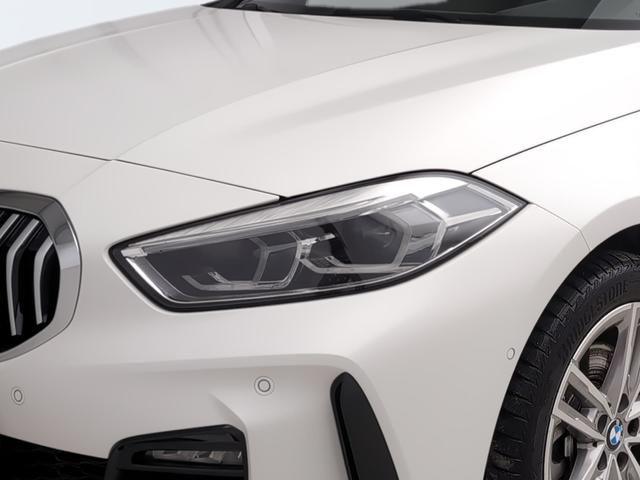 BMW Serie 1 118i color Blanco. Año 2024. 103KW(140CV). Gasolina. En concesionario Automotor Premium Viso - Málaga de Málaga