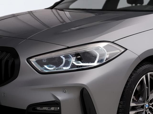 BMW Serie 1 118i color Gris. Año 2024. 103KW(140CV). Gasolina. En concesionario Automotor Premium Viso - Málaga de Málaga