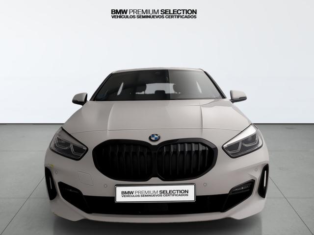 BMW Serie 1 118i color Blanco. Año 2024. 103KW(140CV). Gasolina. En concesionario Automotor Premium Velázquez - Málaga de Málaga