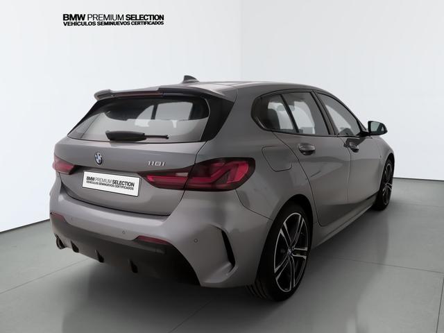 BMW Serie 1 118i color Gris. Año 2024. 103KW(140CV). Gasolina. En concesionario Automotor Premium Velázquez - Málaga de Málaga
