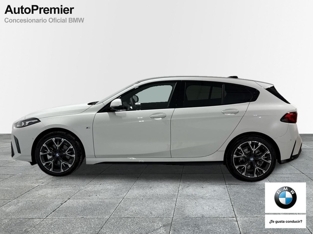 BMW Serie 1 120d color Blanco. Año 2025. 120KW(163CV). Híbrido Electro/Diesel. En concesionario Auto Premier, S.A. - MADRID de Madrid