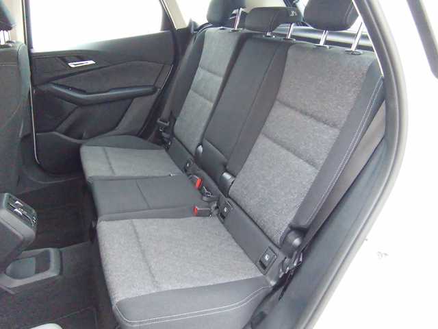 BMW Serie 2 218d Active Tourer color Blanco. Año 2023. 110KW(150CV). Diésel. En concesionario Augusta Aragon S.A. de Zaragoza