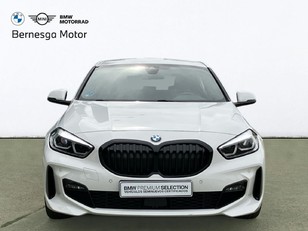 Fotos de BMW Serie 1 118i color Blanco. Año 2024. 103KW(140CV). Gasolina. En concesionario Bernesga Motor León (Bmw y Mini) de León