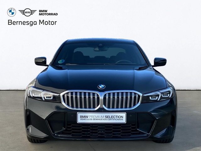BMW Serie 3 318d color Negro. Año 2024. 110KW(150CV). Diésel. En concesionario Bernesga Motor León (Bmw y Mini) de León