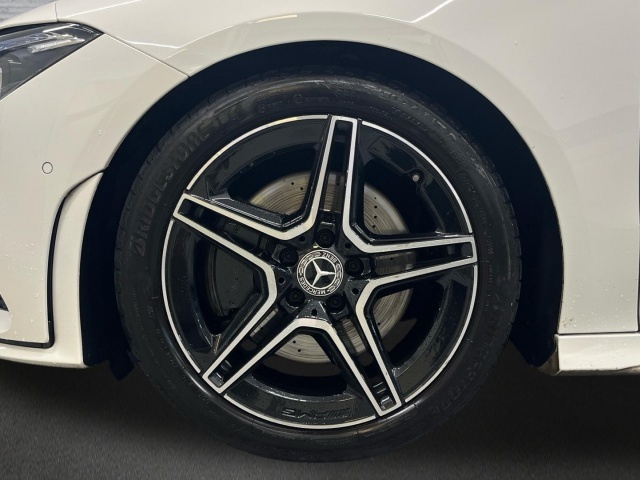Mercedes-Benz CLA Shooting Brake 220 d 140 kW (190 CV)