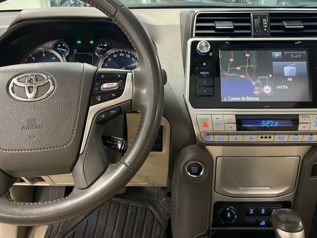 Toyota Land Cruiser 2.8 D-4D VXL Auto 130 kW (177 CV)