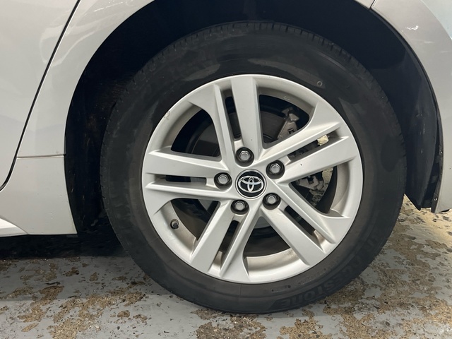 Toyota Corolla 1.8 125 Híbrido Active Tech E-CVT 90 kW (122 CV)