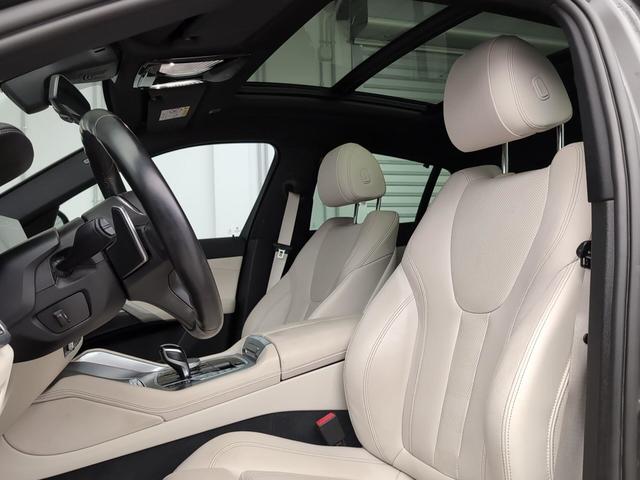 BMW X6 xDrive40d color Gris. Año 2022. 250KW(340CV). Diésel. En concesionario Automotor Premium Velázquez - Málaga de Málaga