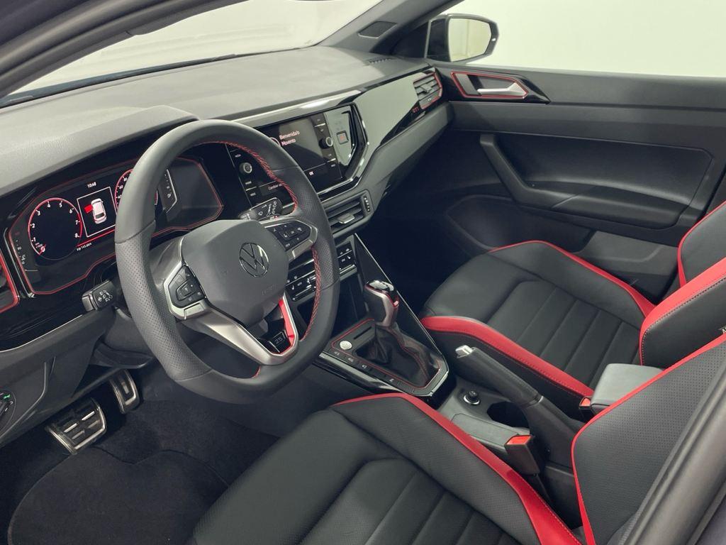 Volkswagen Polo 2.0 TSI - 16