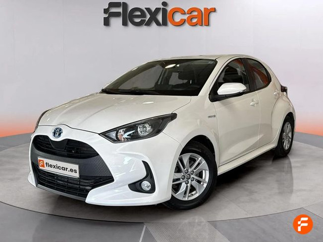 Foto 3 Toyota Yaris 120H Active Tech 85 kW (116 CV)