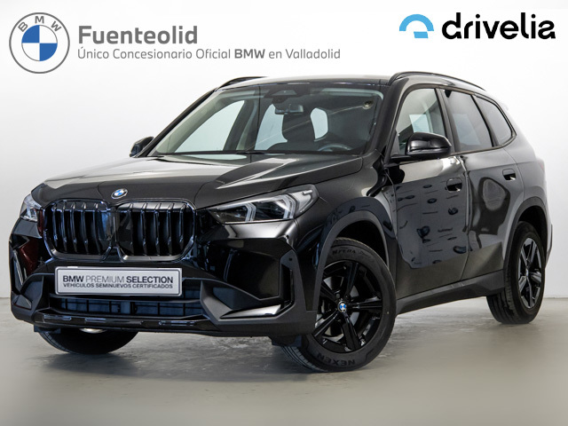 BMW X1 sDrive18d color Negro. Año 2024. 110KW(150CV). Diésel. En concesionario BMW Fuenteolid Valladolid de Valladolid