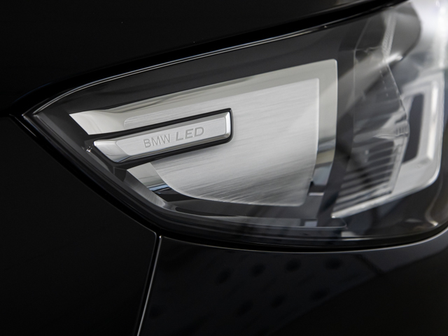 BMW X1 sDrive18d color Negro. Año 2024. 110KW(150CV). Diésel. En concesionario BMW Fuenteolid Valladolid de Valladolid