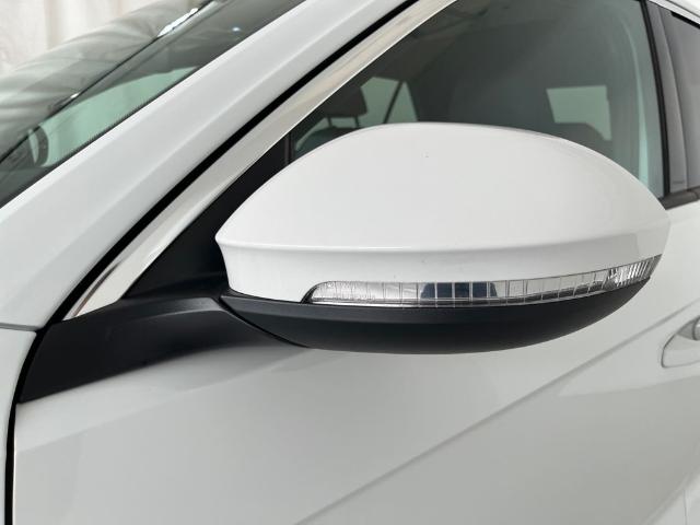 Volkswagen T-Roc R-Line 1.5 TSI 110 kW (150 CV) DSG