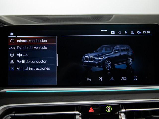 BMW X7 xDrive40d color Negro. Año 2022. 250KW(340CV). Diésel. En concesionario BMW Fuenteolid Valladolid de Valladolid