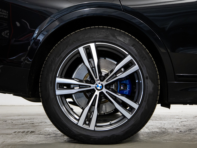 BMW X7 xDrive40d color Negro. Año 2022. 250KW(340CV). Diésel. En concesionario BMW Fuenteolid Valladolid de Valladolid