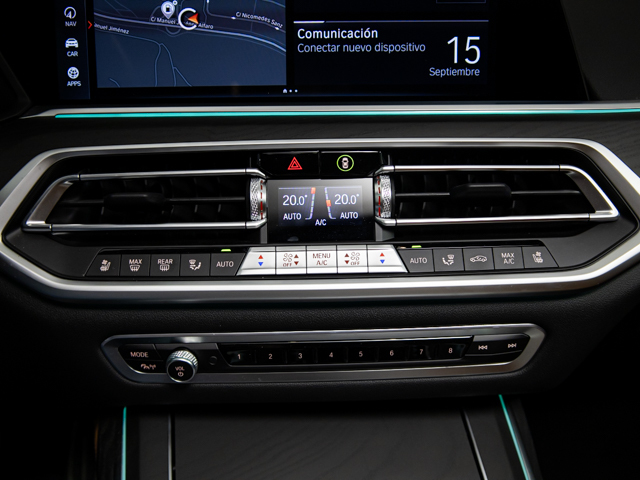 BMW X7 xDrive40d color Negro. Año 2022. 250KW(340CV). Diésel. En concesionario BMW Fuenteolid Valladolid de Valladolid