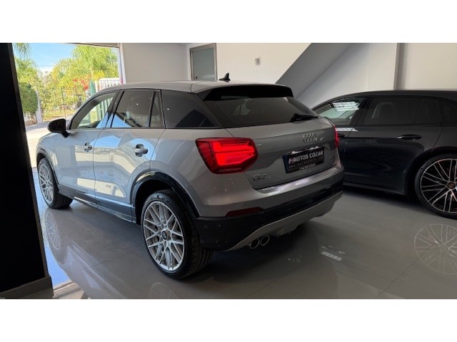 Audi Q2 design 35 TFSI 110 kW (150 CV) S tronic