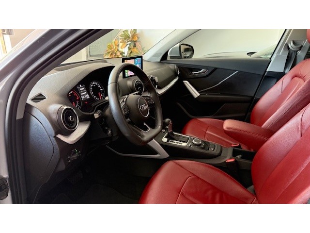 Audi Q2 design 35 TFSI 110 kW (150 CV) S tronic