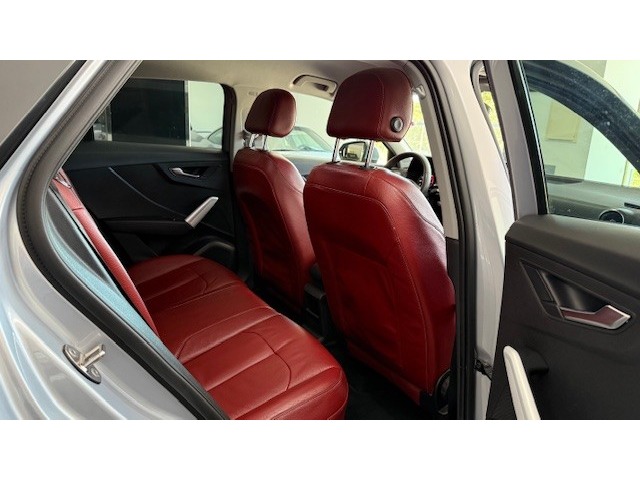 Audi Q2 design 35 TFSI 110 kW (150 CV) S tronic