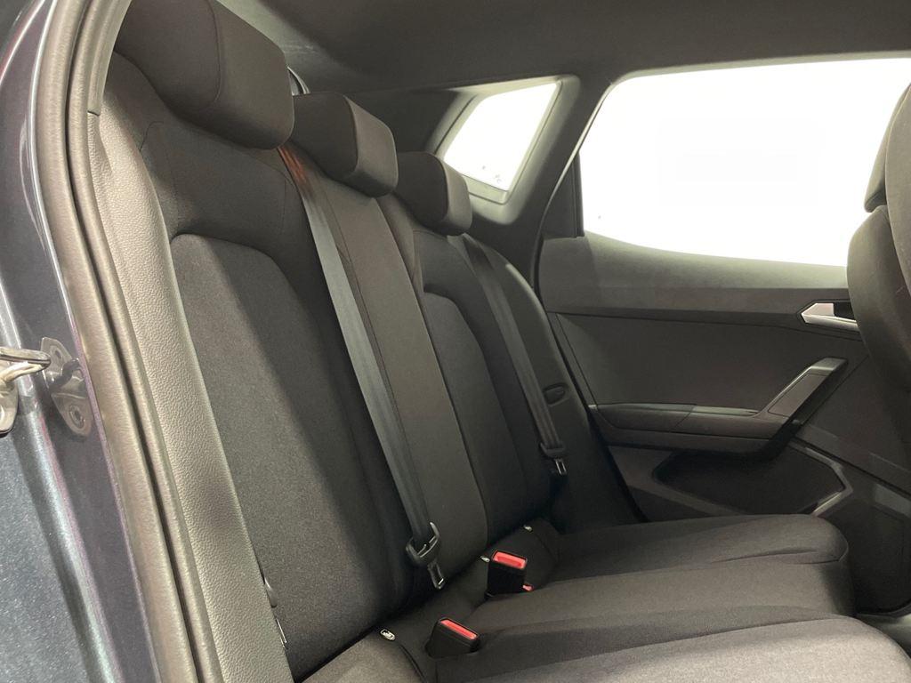 SEAT Arona 1.0 TSI - 6
