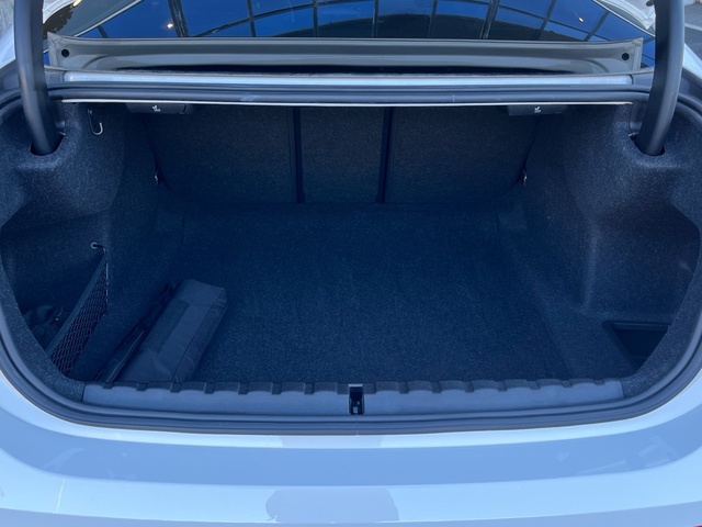 BMW Serie 4 420d Coupe color Blanco. Año 2023. 140KW(190CV). Diésel. En concesionario Grünblau Motor (Bmw y Mini) de Cantabria