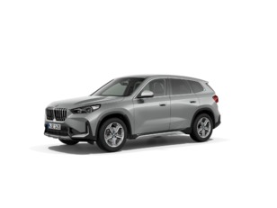 Fotos de BMW X1 sDrive18d color Gris Plata. Año 2024. 110KW(150CV). Diésel. En concesionario Vehinter Getafe de Madrid