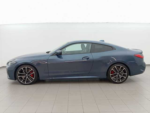 BMW Serie 4 420d Coupe color Azul. Año 2021. 140KW(190CV). Diésel. En concesionario Augusta Aragon S.A. de Zaragoza