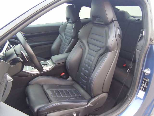 BMW Serie 4 420d Coupe color Azul. Año 2021. 140KW(190CV). Diésel. En concesionario Augusta Aragon S.A. de Zaragoza