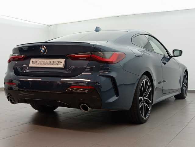 BMW Serie 4 420d Coupe color Azul. Año 2021. 140KW(190CV). Diésel. En concesionario Augusta Aragon S.A. de Zaragoza