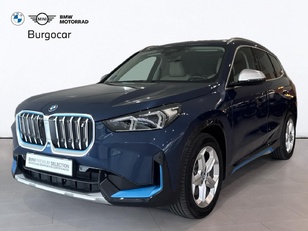 Fotos de BMW iX1 xDrive30 color Azul. Año 2023. 230KW(313CV). Eléctrico. En concesionario Motor Gorbea de Álava